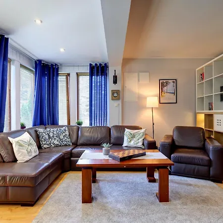 Maly Dabek I Dom Z Dostepem Do Basenu Wewnetrznego, Zewnetrznego, Brodzikow Dla Dzieci, Sali Zabaw Oraz Animacji