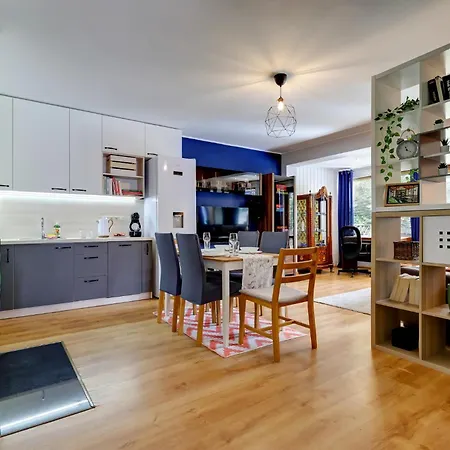 Maly Dabek I Dom Z Dostepem Do Basenu Wewnetrznego, Zewnetrznego, Brodzikow Dla Dzieci, Sali Zabaw Oraz Animacji Hébergement de vacances *