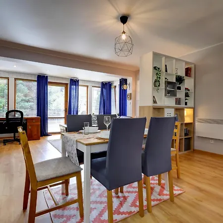 Ferienhaus Maly Dabek I Dom Z Dostepem Do Basenu Wewnetrznego, Zewnetrznego, Brodzikow Dla Dzieci, Sali Zabaw Oraz Animacji