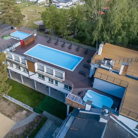 Ferienhaus Maly Dabek I Dom Z Dostepem Do Basenu Wewnetrznego, Zewnetrznego, Brodzikow Dla Dzieci, Sali Zabaw Oraz Animacji *