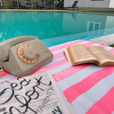 Maly Dabek I Dom Z Dostepem Do Basenu Wewnetrznego, Zewnetrznego, Brodzikow Dla Dzieci, Sali Zabaw Oraz Animacji פודאובי