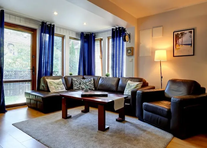 Mały Dąbek I Dom Z Dostępem Do Basenu Wewnętrznego, Zewnętrznego, Brodzików Dla Dzieci, Sali Zabaw Oraz Animacji Dom wakacyjny *