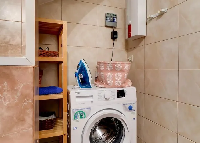 Dom wakacyjny Mały Dąbek I Dom Z Dostępem Do Basenu Wewnętrznego, Zewnętrznego, Brodzików Dla Dzieci, Sali Zabaw Oraz Animacji