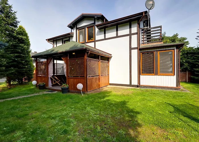 Mały Dąbek I Dom Z Dostępem Do Basenu Wewnętrznego, Zewnętrznego, Brodzików Dla Dzieci, Sali Zabaw Oraz Animacji * Poddąbie