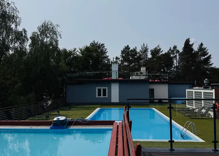 Dom wakacyjny Mały Dąbek I Dom Z Dostępem Do Basenu Wewnętrznego, Zewnętrznego, Brodzików Dla Dzieci, Sali Zabaw Oraz Animacji